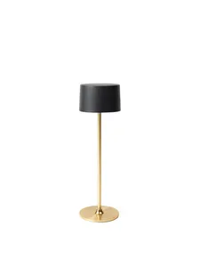 Nauro RCS återvunnen plast bordslampa