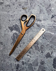 Peninsula scissors and ruler